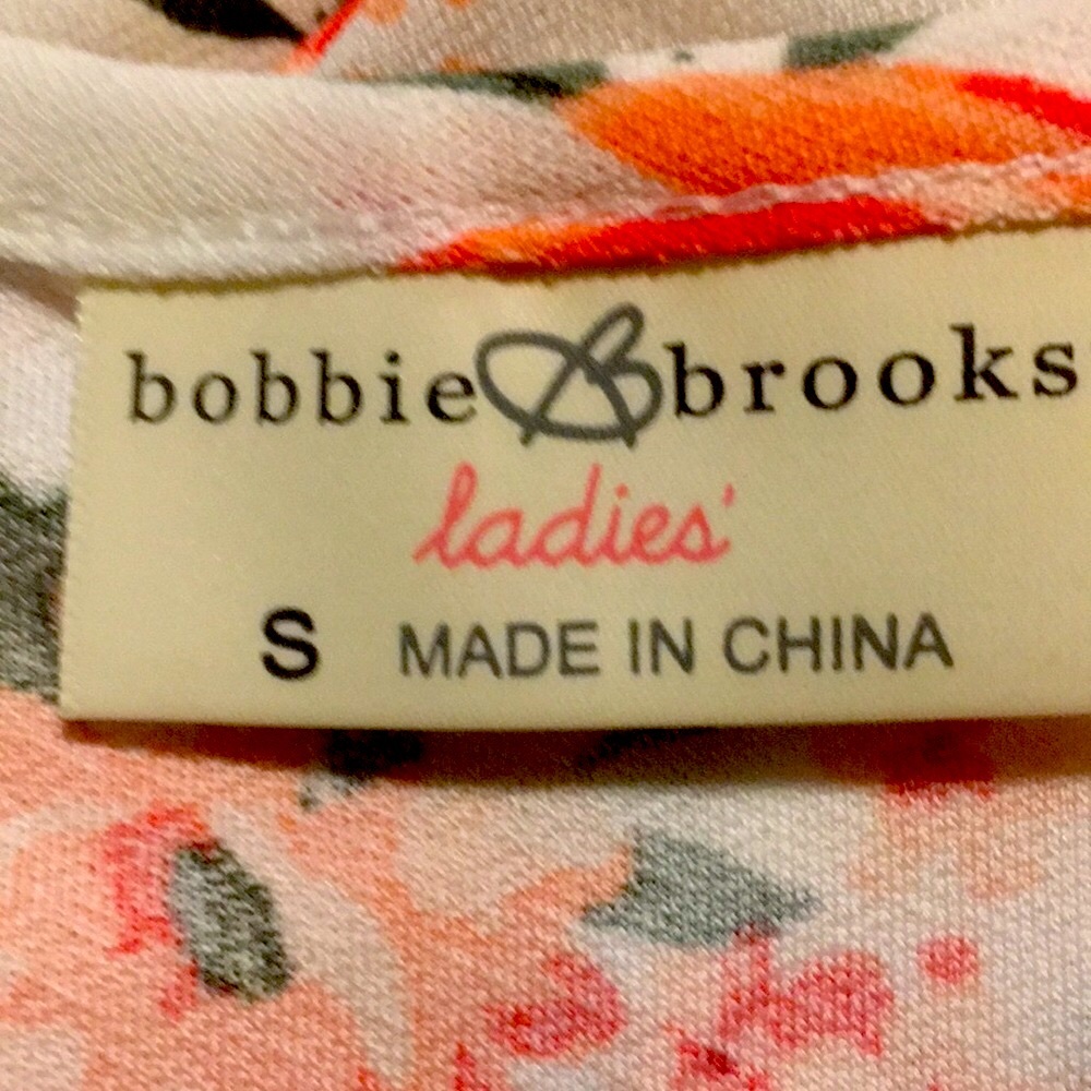 #24 Bobbie Brooks Top - Small - NWT - Picture 3 of 3